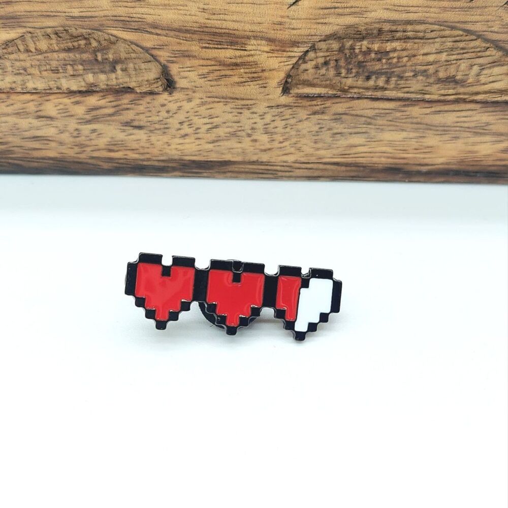 Life Bar Heart Pin Gamer Gift Video Game Pin